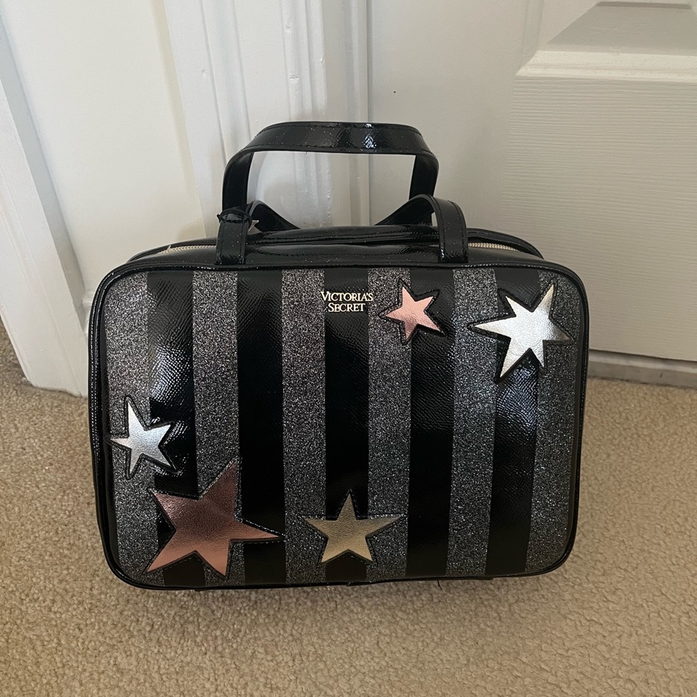 Victoria’s Secret toiletry bag